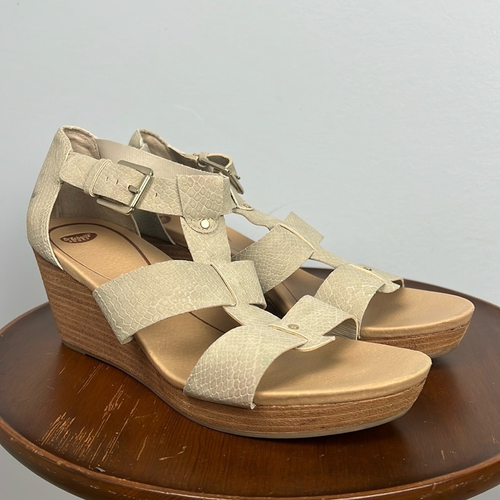 Dr Scholls Barton wedge sandal size 9